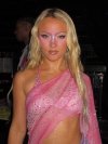 Zara_Larsson_Midnight_Sun_European_Tour_(cropped)_(cropped).jpg