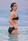emma-watson-is-still-ruling-our-hearts-v0-og9orwz1jc6h1.webp