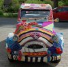 Citroen-2CV-had-been-mercilessly-crocheted.jpg