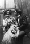 funny-victorian-era-photos-silly-vintage-photography-61-575129824b250__700.jpg