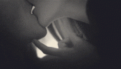 kiss 002.gif