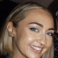 PartygirlMollie18