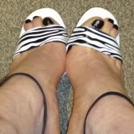 kneelatmyfeet