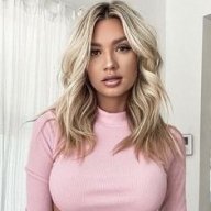 VickyPussyDoll
