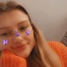 Madeleine18